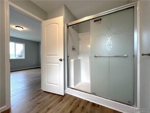 Building Photo - 1589 Center Rd