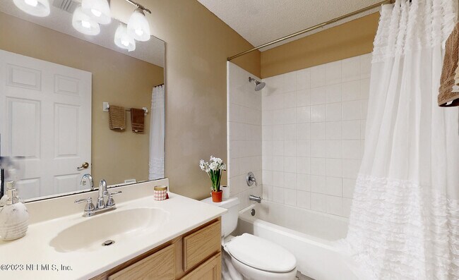 Foto del edificio - 4767 Kernan Mill Ln E