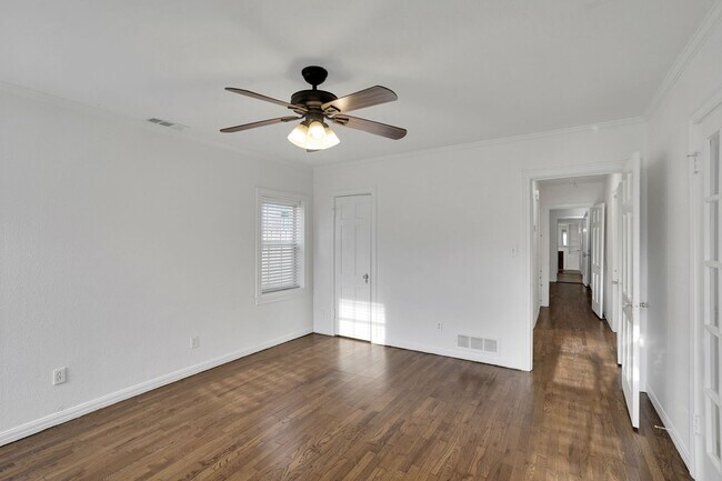 Foto del edificio - Bluebonnet Circle Charmer