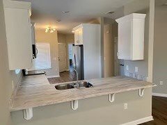 Building Photo - Apartment For Rent