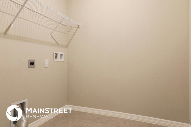 Foto del edificio - 11511 Woodleaf Dr