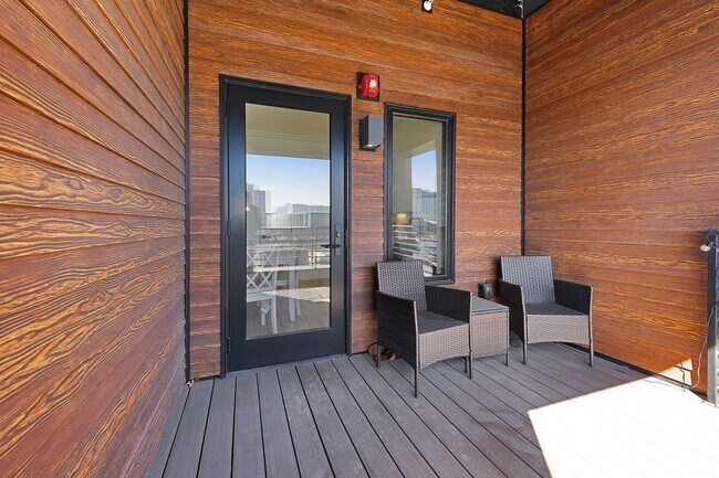 Building Photo - New Construction 1Br/1Bth. Washer/Dryer in UNIT!  Garage Parking included in rent!