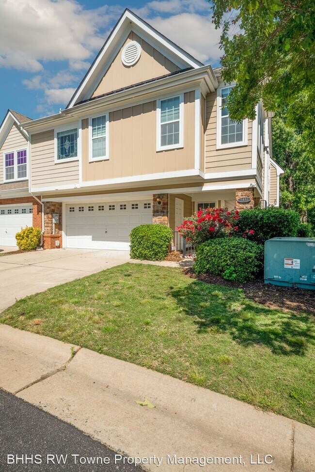 Foto del edificio - 4 br, 3.5 bath House - 5432 Season Ln