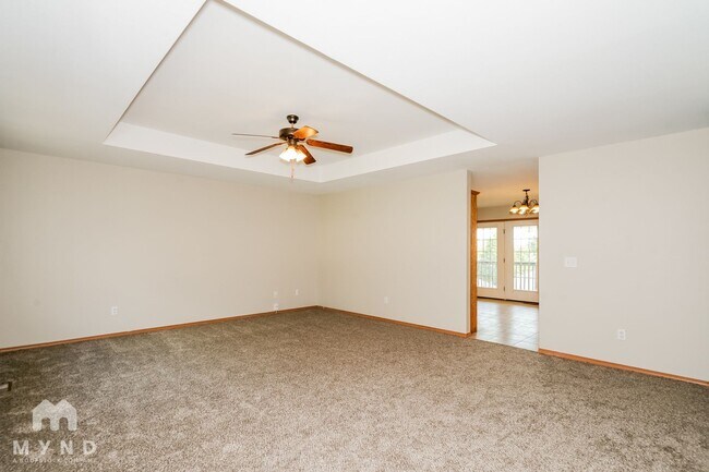 Building Photo - 3634 S Sulgrove Ave
