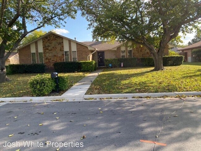 Building Photo - 3 br, 2 bath House - 2409 Bowling Green