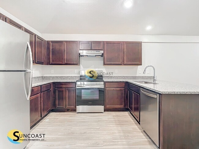 Foto del edificio - 121 Lomond Dr