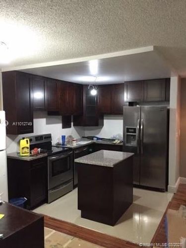 Foto del edificio - 3001 SW 2nd St