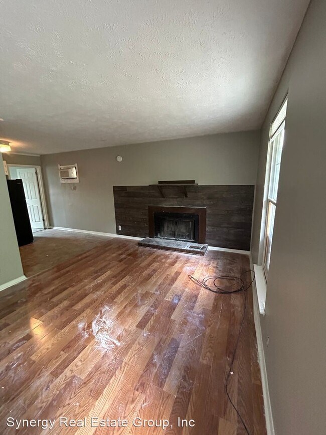 Building Photo - 1 br, 1 bath House - 5112 Linbar Drive