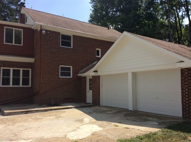 Foto del edificio - 4 br, 2 bath House - 826 S Gunnell Rd