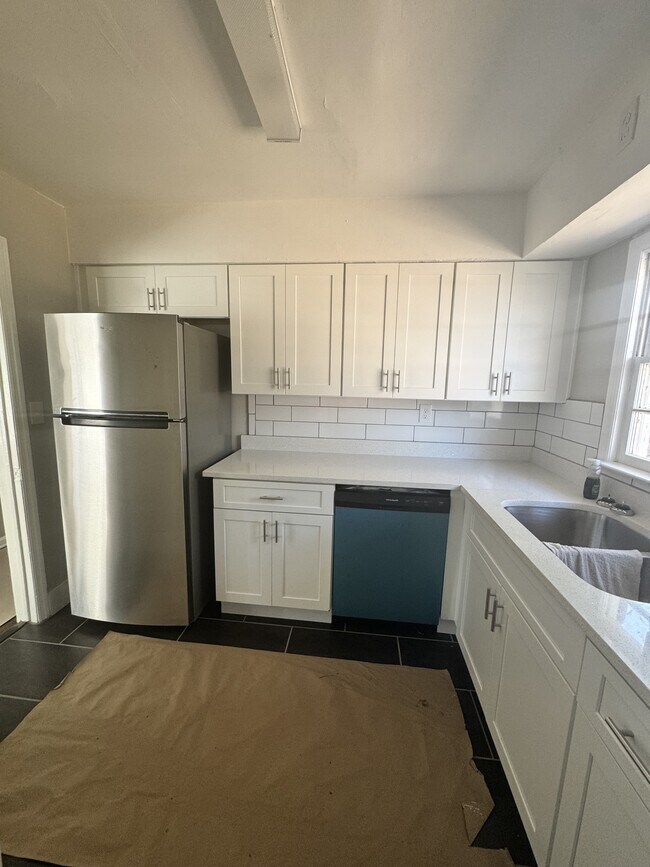 Foto del edificio - 2169 Barbara Ln