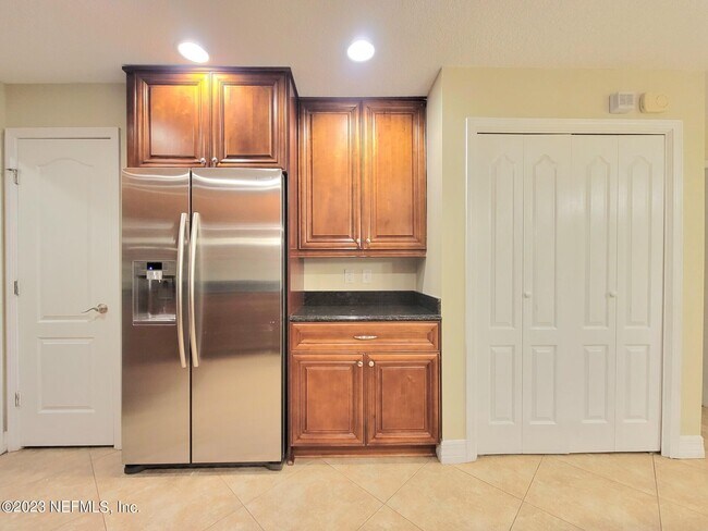 Foto del edificio - 11640 Wellington Way