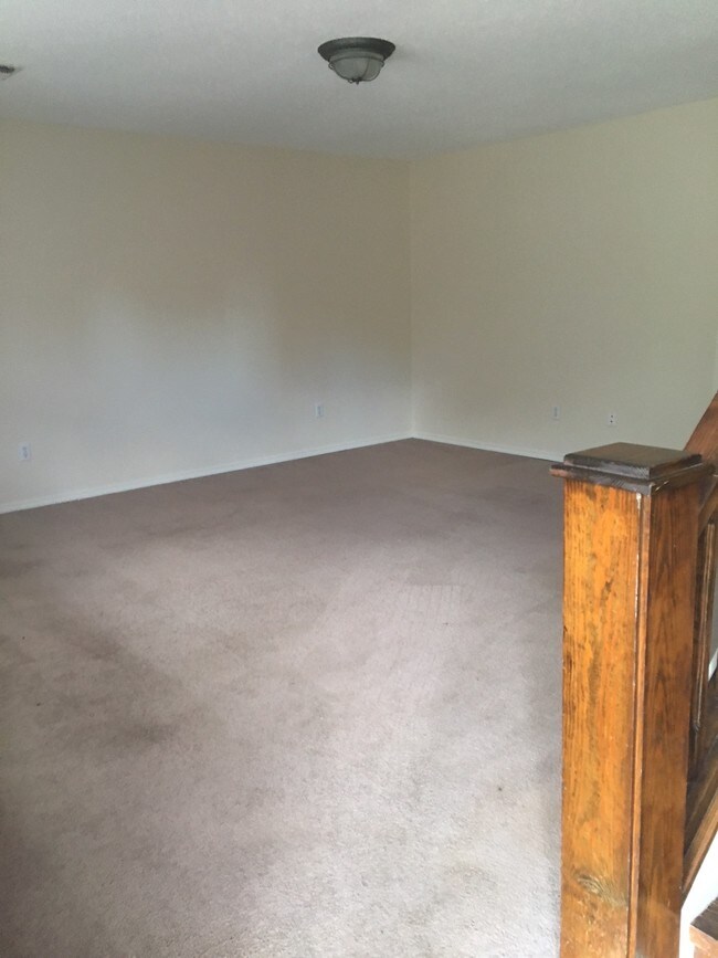 490 Forrest St, Marion, MS 39342 Townhome Rentals in Marion MS