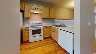 Pine Meadows Townhomes photo'