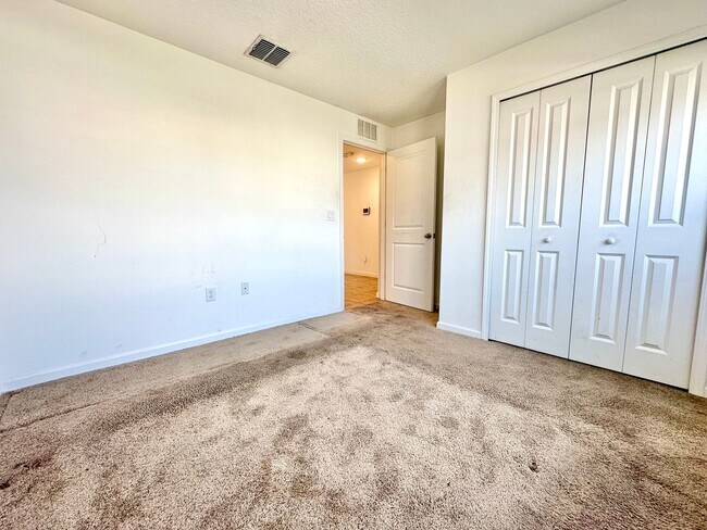 Foto del edificio - Premier 4bedrooms/2baths residence - Florida living at its finest!