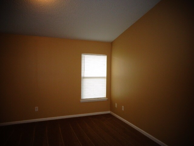 Building Photo - 575 Timber Trace Ct