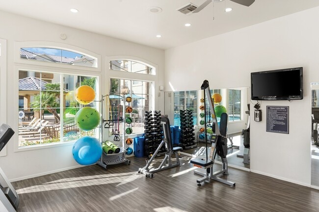 Building Photo - Sonterra Apartments at Paradise Valley