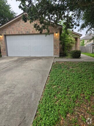 Building Photo - 210 Calixto Ct