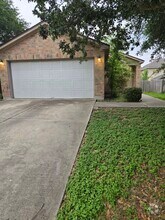 Building Photo - 210 Calixto Ct