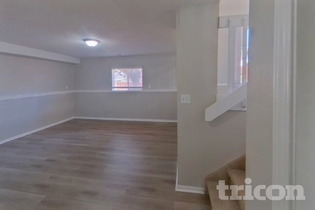 Building Photo - 4650 Dooley Way