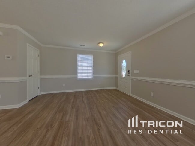 Building Photo - 95 Smokewood Dr