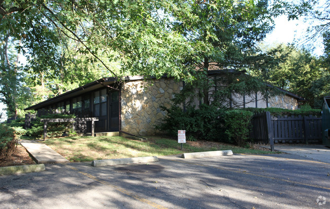 Building Photo - Franklin Apartments