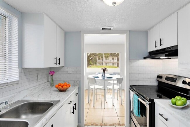 Foto del edificio - 2000 15th Ct NW