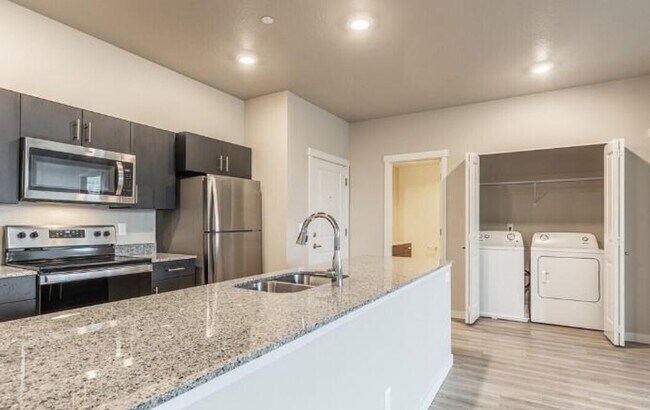 Foto del edificio - 7136 NW 159th Ave