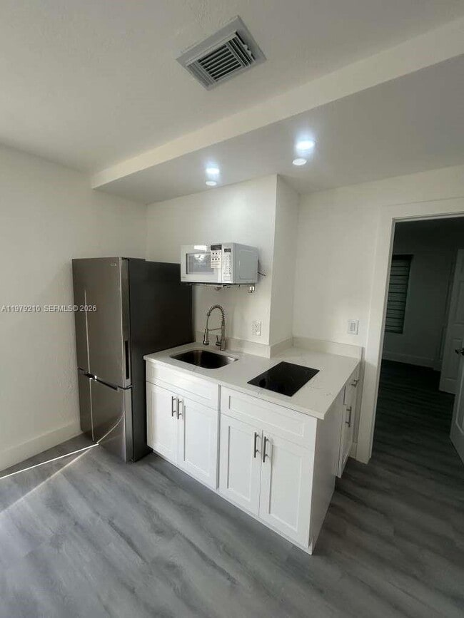 Building Photo - 2321 NW 85th Ave