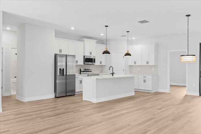 Building Photo - 2732 Mather Ln