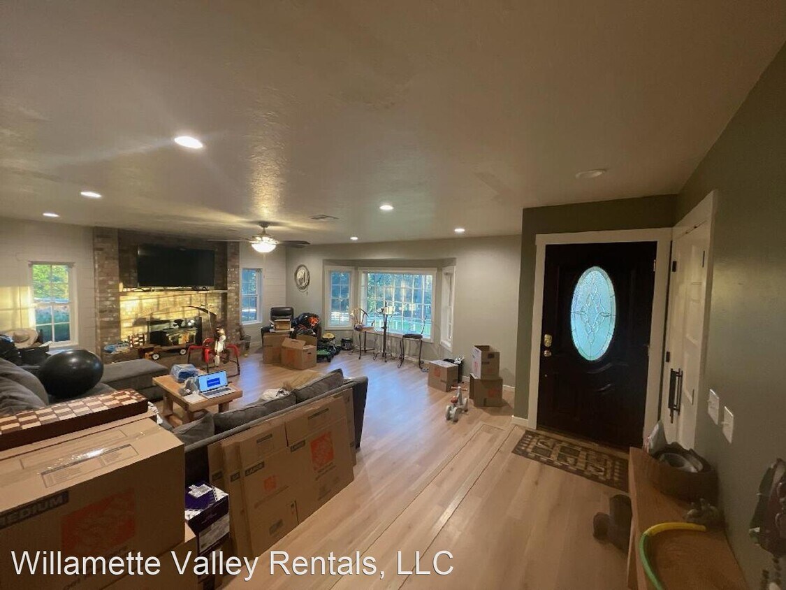 41969 Fish Hatchery Dr, Scio, OR 97374 House Rental in Scio, OR