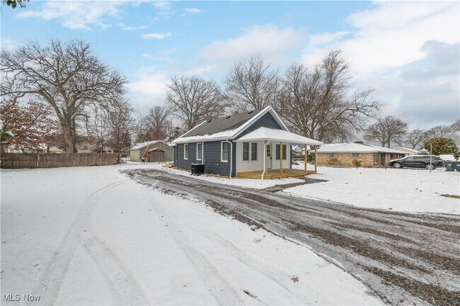 Foto del edificio - 218 Roxboro Rd