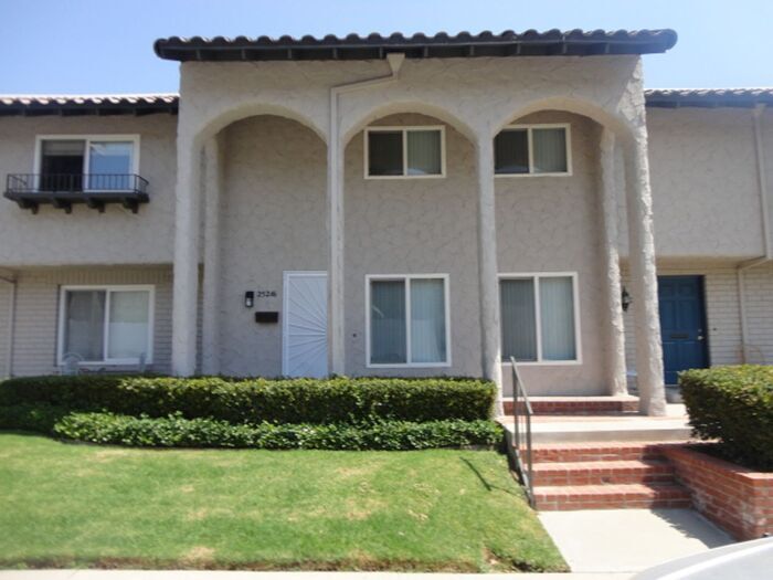 25216 Avenida Dorina, Santa Clarita, CA 91321, Santa Clarita, CA 91321 ...