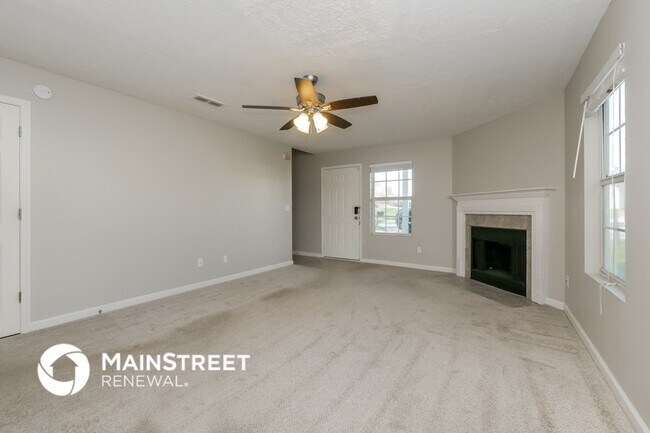 Foto del edificio - 9602 Sleepy Hollow Ln