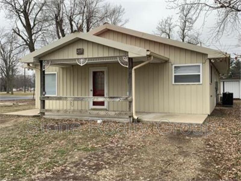 Primary Photo - 2955 S 13 1/2 St