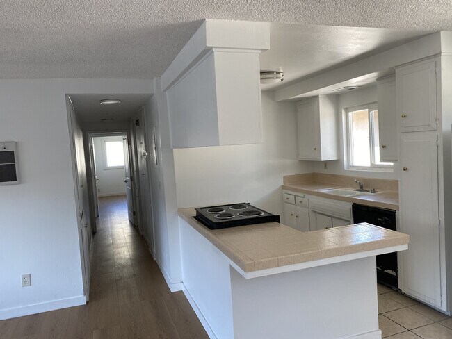 Cocina - 1313 Beryl St