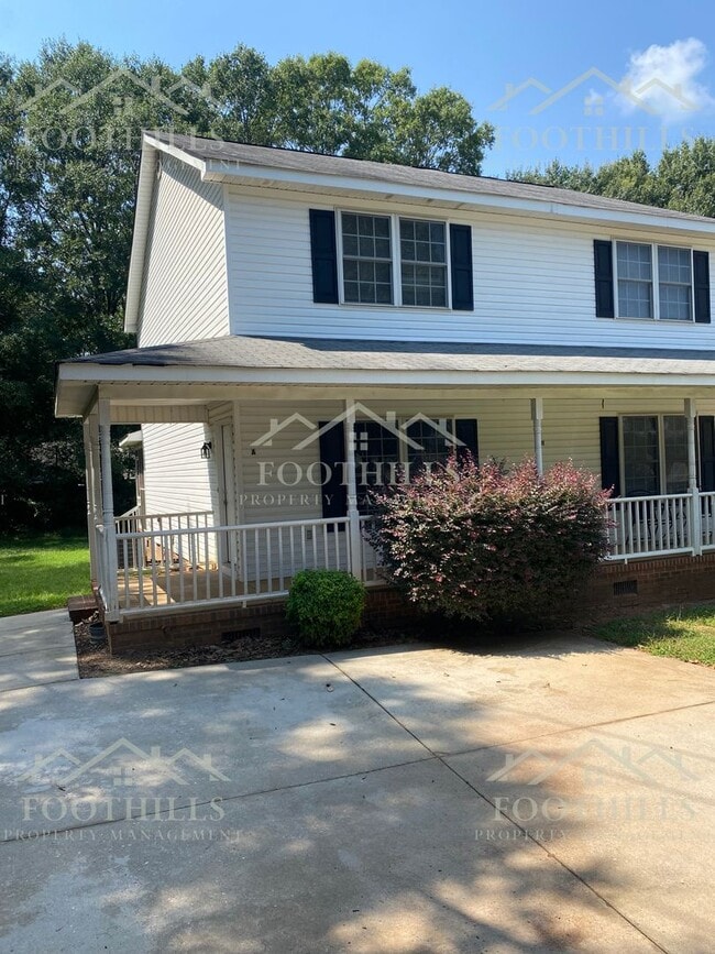 Building Photo - 101 Heatherbrook Ct