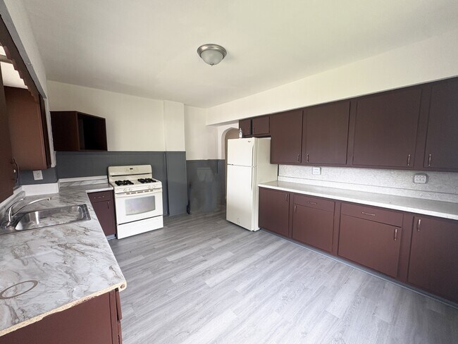Foto del edificio - 864 Vankirk St