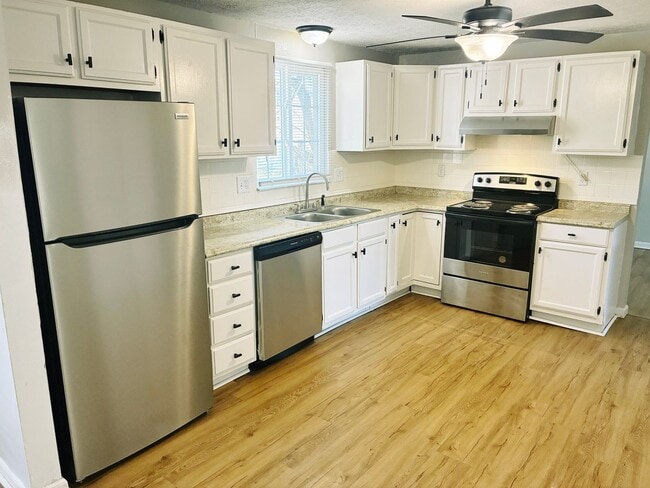 Building Photo - Wonderful house in Reynoldsburg, completely move-in ready!