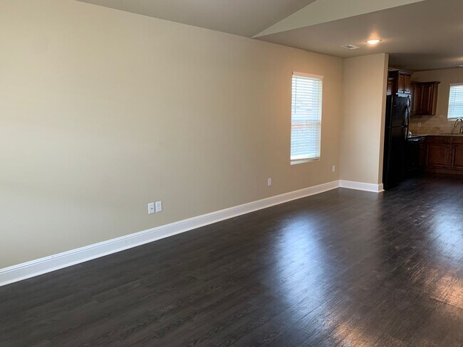 Foto del edificio - Adorable 2 bedroom, 2 bathroom home. Ready...