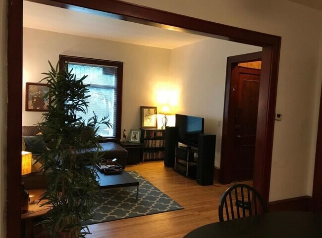 Living Room - 2544 Aldrich Ave S