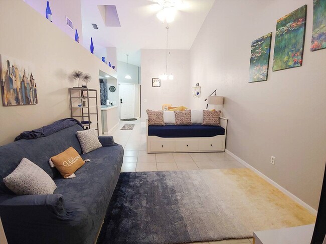 Foto del edificio - 3832 SW 30th Terrace