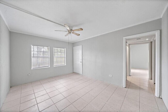 Foto del edificio - 818 3rd St N