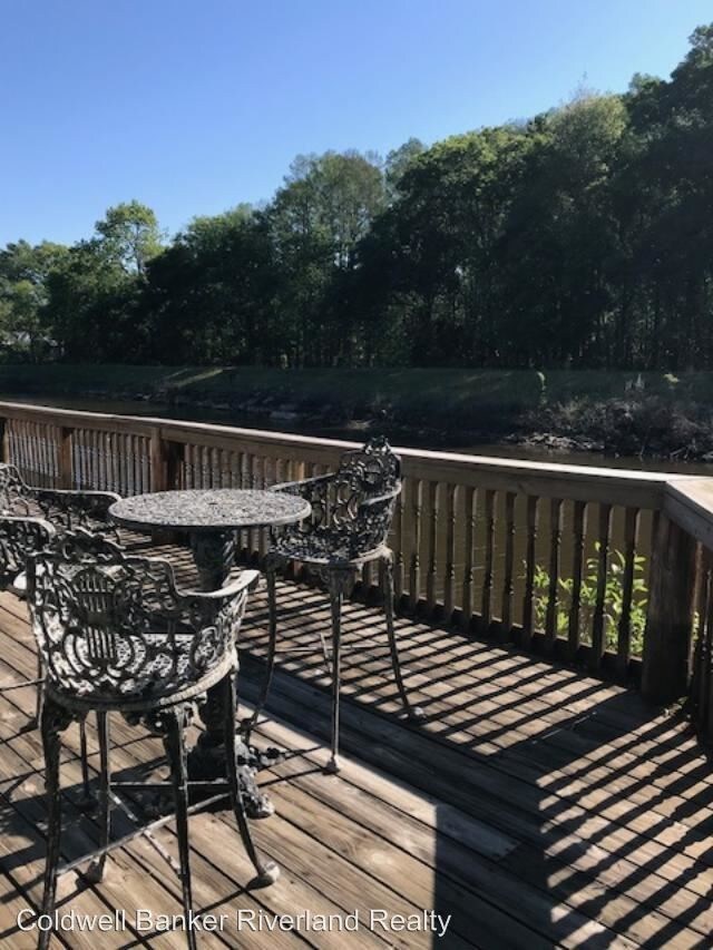 Foto del edificio - 8493 N Oak River Way
