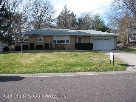 Primary Photo - 301 Manor Dr