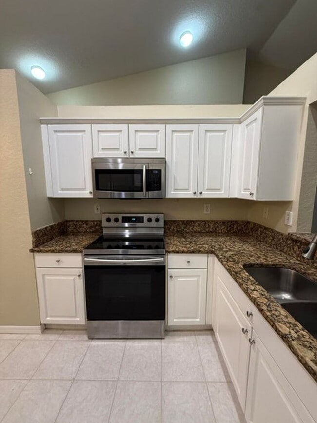 Photo - 7651 S Aragon Blvd House