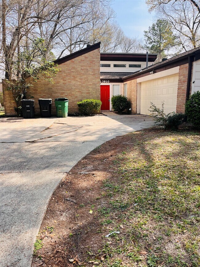 Foto del edificio - 3910 Hidden Glen Dr