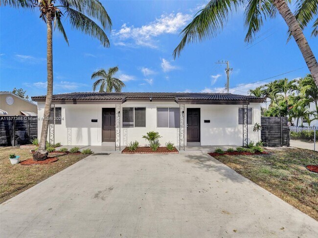 Building Photo - 708 N 20th Ave