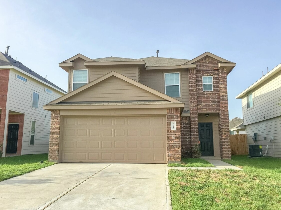 Foto principal - 6022 Peaceful Ridge Dr