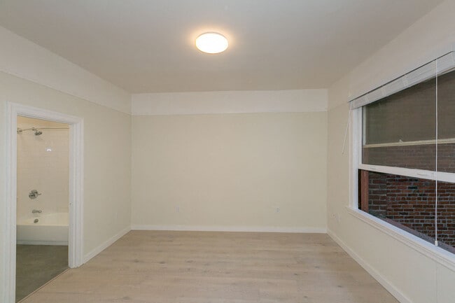 Building Photo - 747 Ellis