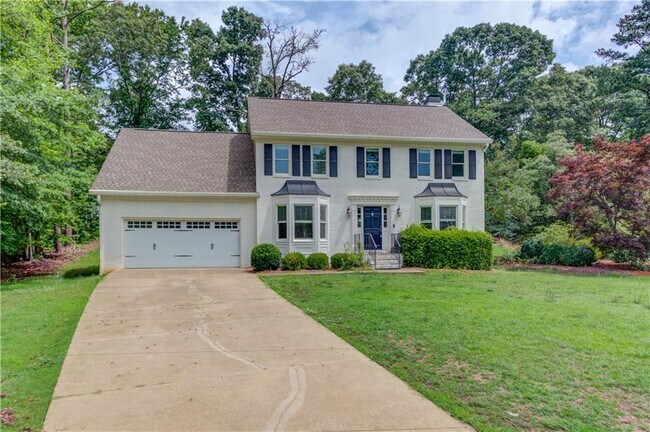 Foto del edificio - 153 Lantern Ridge Ct